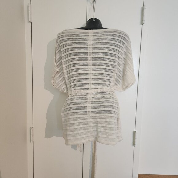 Ann Taylor White sheer stripe top with belt size L - Picture 3 of 3